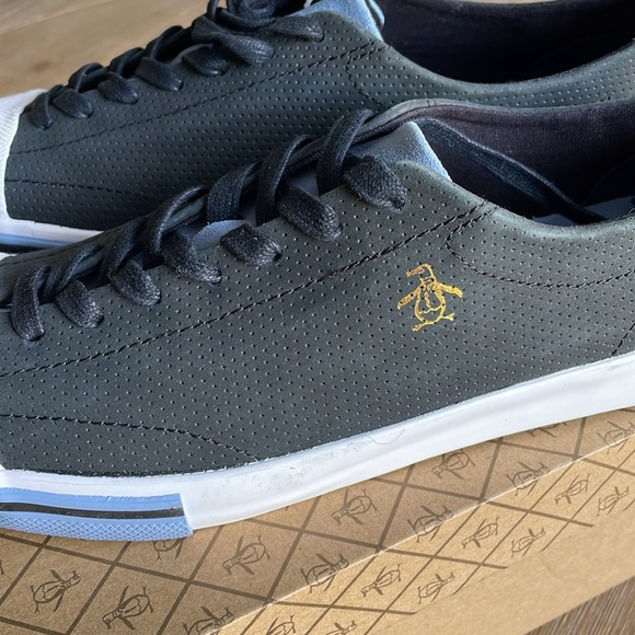 BNWT Men’s size 8 Penguin Tobaggan Perf sneakers - Picture 3 of 11